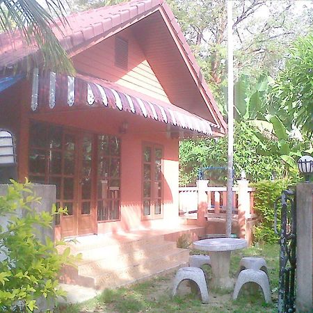Aree Studio Guesthouse2 Bang Tao Beach  Extérieur photo